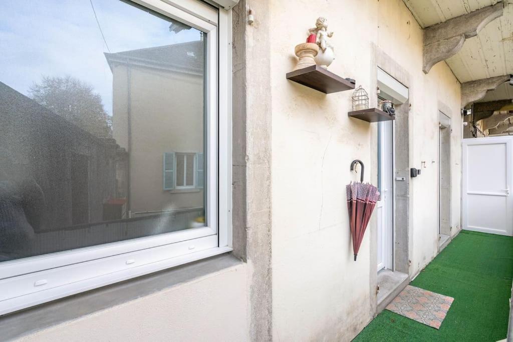 Superbe Appartement Avec Parking Gratuit Lons-le-Saunier Zewnętrze zdjęcie