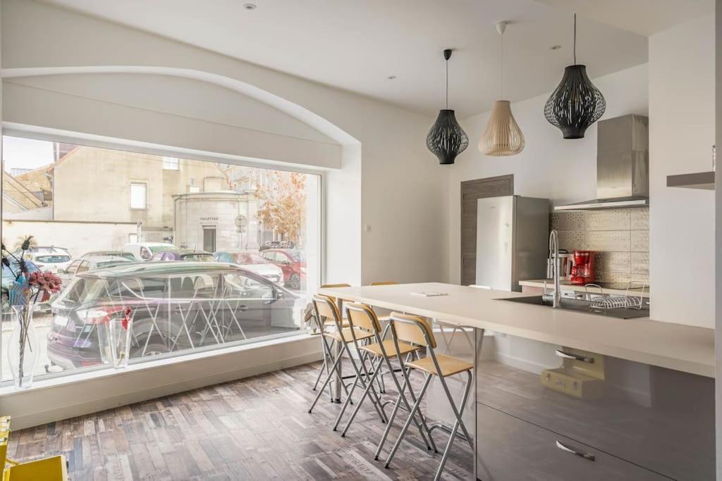 Superbe Appartement Avec Parking Gratuit Lons-le-Saunier Zewnętrze zdjęcie