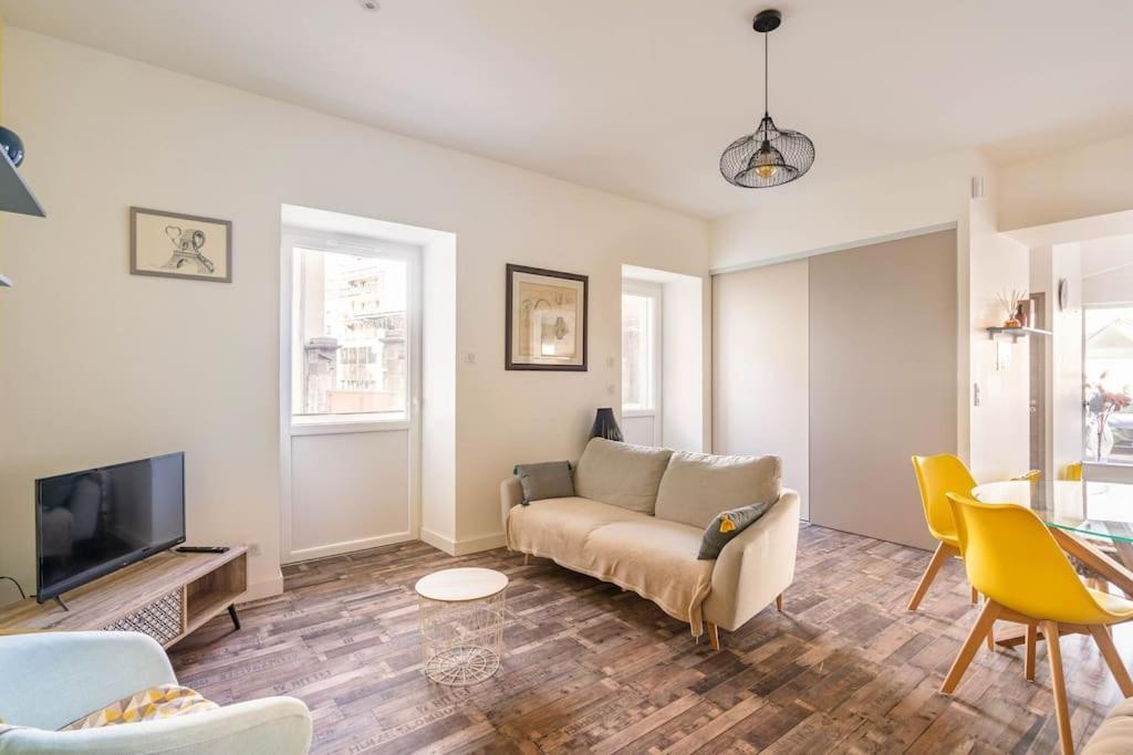 Superbe Appartement Avec Parking Gratuit Lons-le-Saunier Zewnętrze zdjęcie
