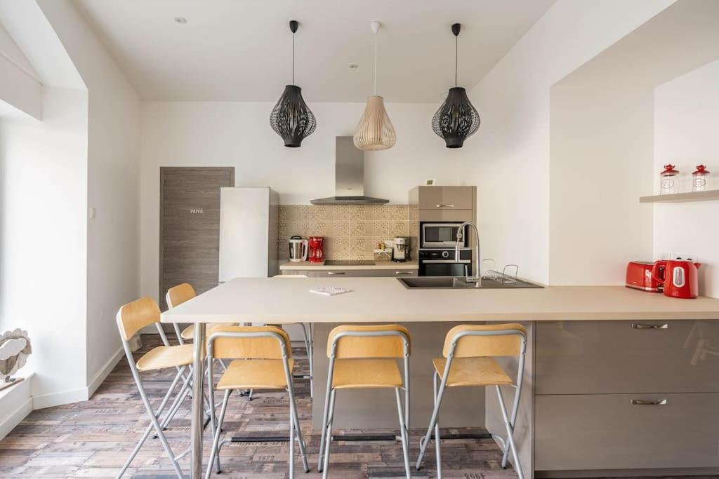Superbe Appartement Avec Parking Gratuit Lons-le-Saunier Zewnętrze zdjęcie