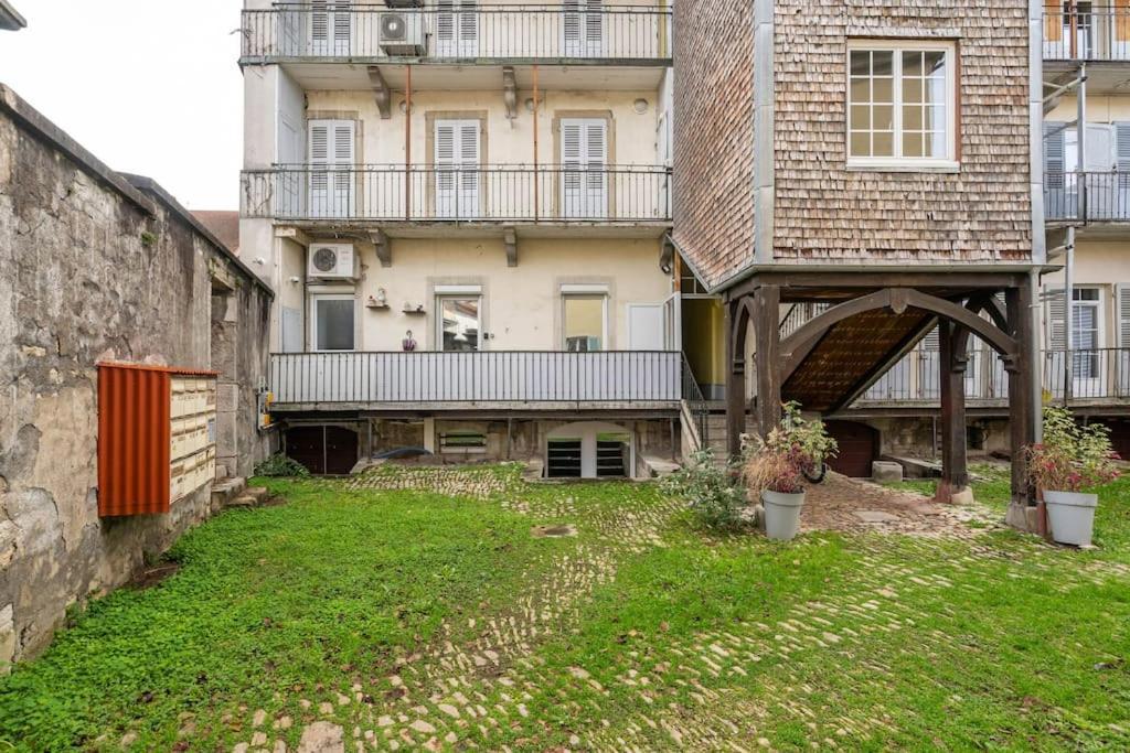 Superbe Appartement Avec Parking Gratuit Lons-le-Saunier Zewnętrze zdjęcie